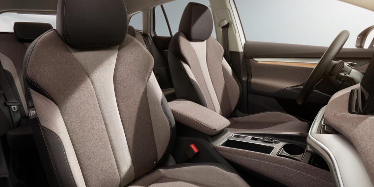 Skoda Enyaq iV revelado com 510km de autonomia sem emissões! 48