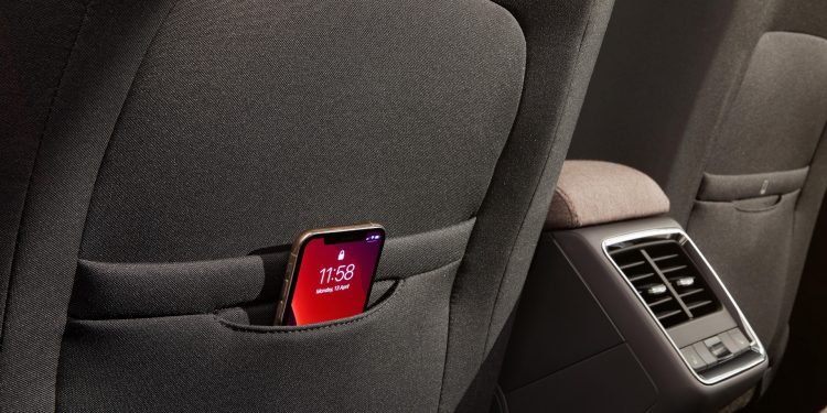 Skoda Enyaq iV revelado com 510km de autonomia sem emissões! 52