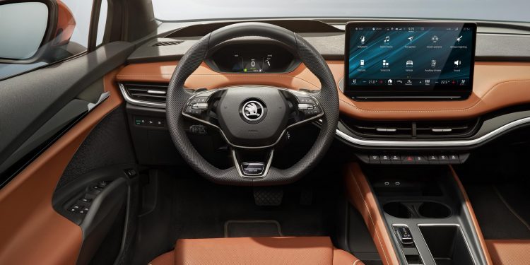 Skoda Enyaq iV revelado com 510km de autonomia sem emissões! 74