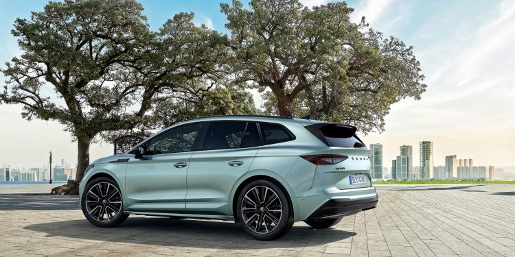 Skoda Enyaq iV revelado com 510km de autonomia sem emissões! 86