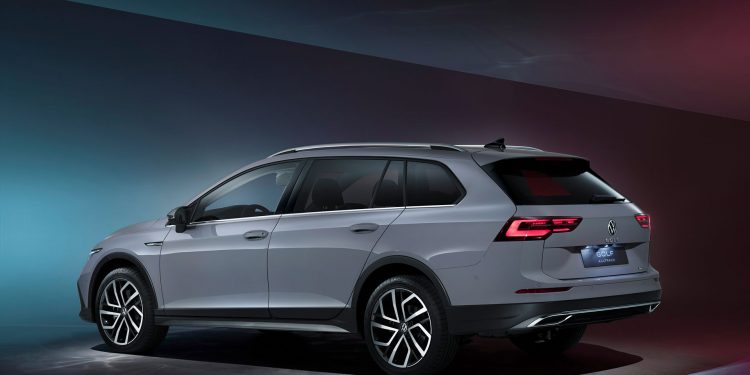 Volkswagen revela Golf Variant e Variant Alltrack! 31