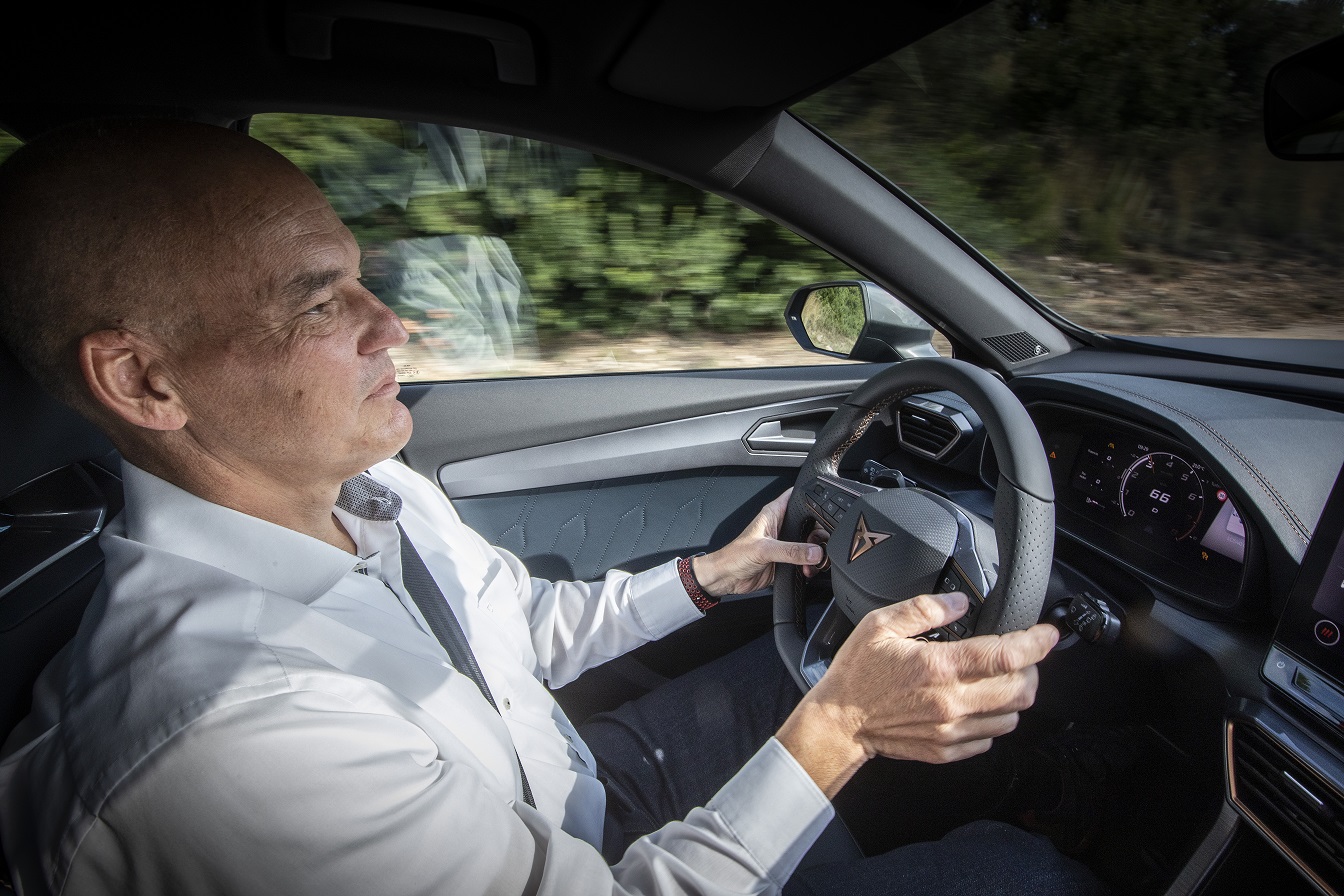 Pela primeira vez ao volante do CUPRA Formentor 14