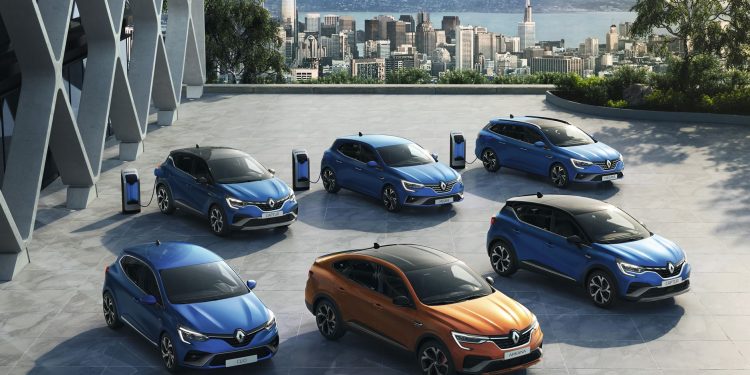 Presidente da Marca Fiat, apresenta em estreia mundial o Novo 500 3+1 16