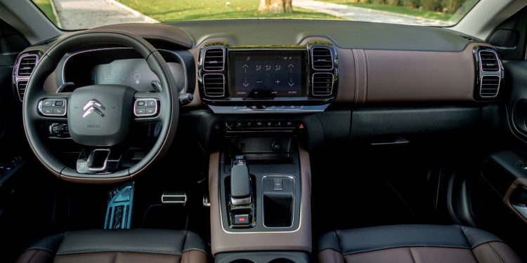 Novo SUV C5 AIRCROSS HYBRID chega a Portugal 16