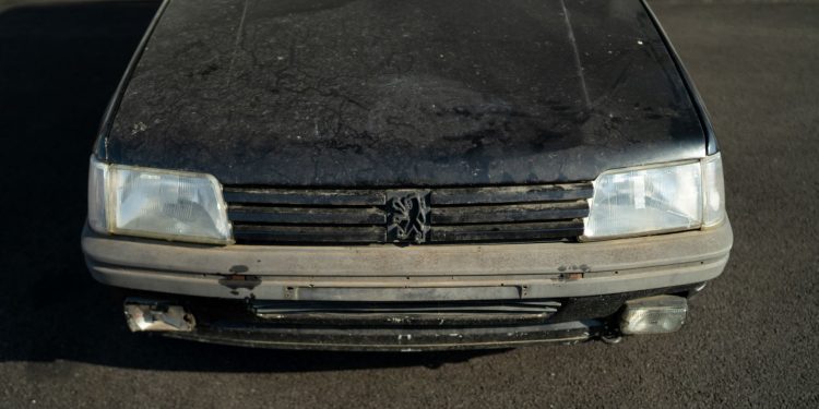 Restauro de Peugeot 205 GTi com “L’Aventure Peugeot” 26
