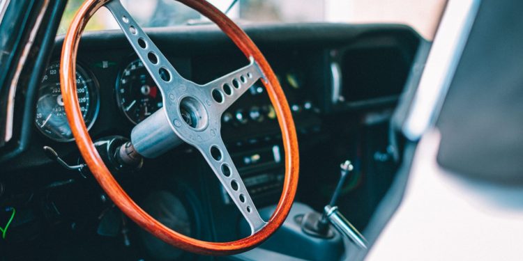 Colecção do Museu do Caramulo recebe Jaguar E-Type 13