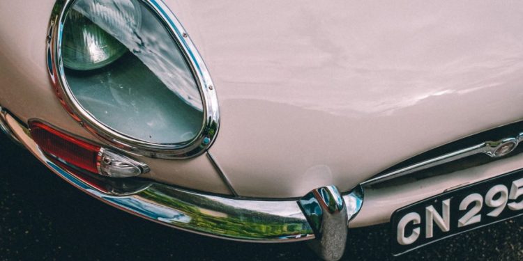 Colecção do Museu do Caramulo recebe Jaguar E-Type 16