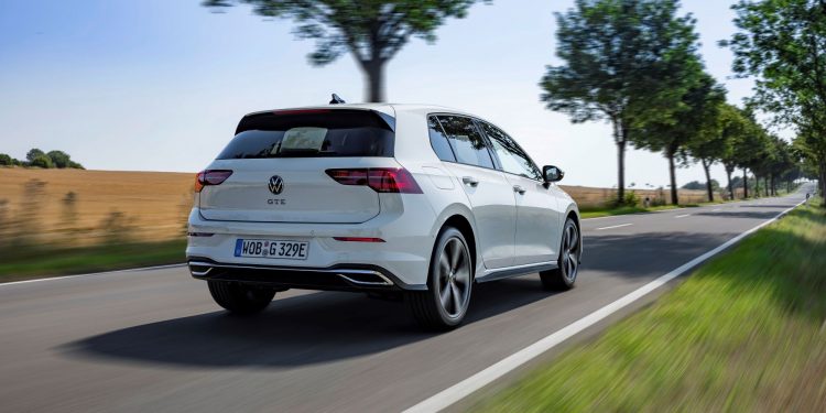 Novo Volkswagen Golf GTE Hybrid plug-in 13
