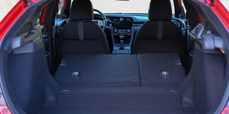 Honda Civic 1.0 VTEC Elegance: Satisfação de mãos dadas com a razão! 39