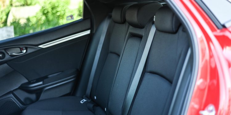 Honda Civic 1.0 VTEC Elegance: Satisfação de mãos dadas com a razão! 38
