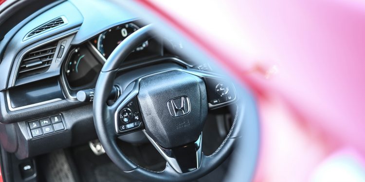 Honda Civic 1.0 VTEC Elegance: Satisfação de mãos dadas com a razão! 37