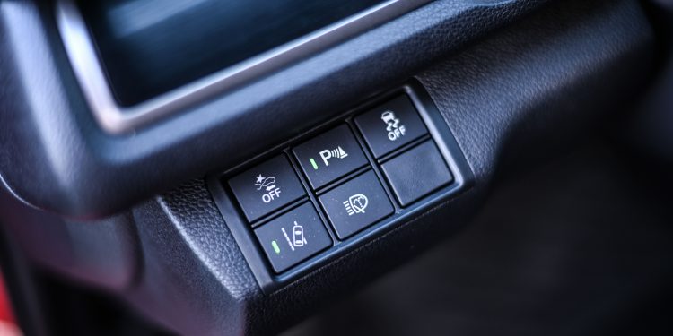 Honda Civic 1.0 VTEC Elegance: Satisfação de mãos dadas com a razão! 35