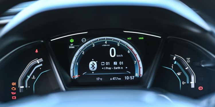 Honda Civic 1.0 VTEC Elegance: Satisfação de mãos dadas com a razão! 32