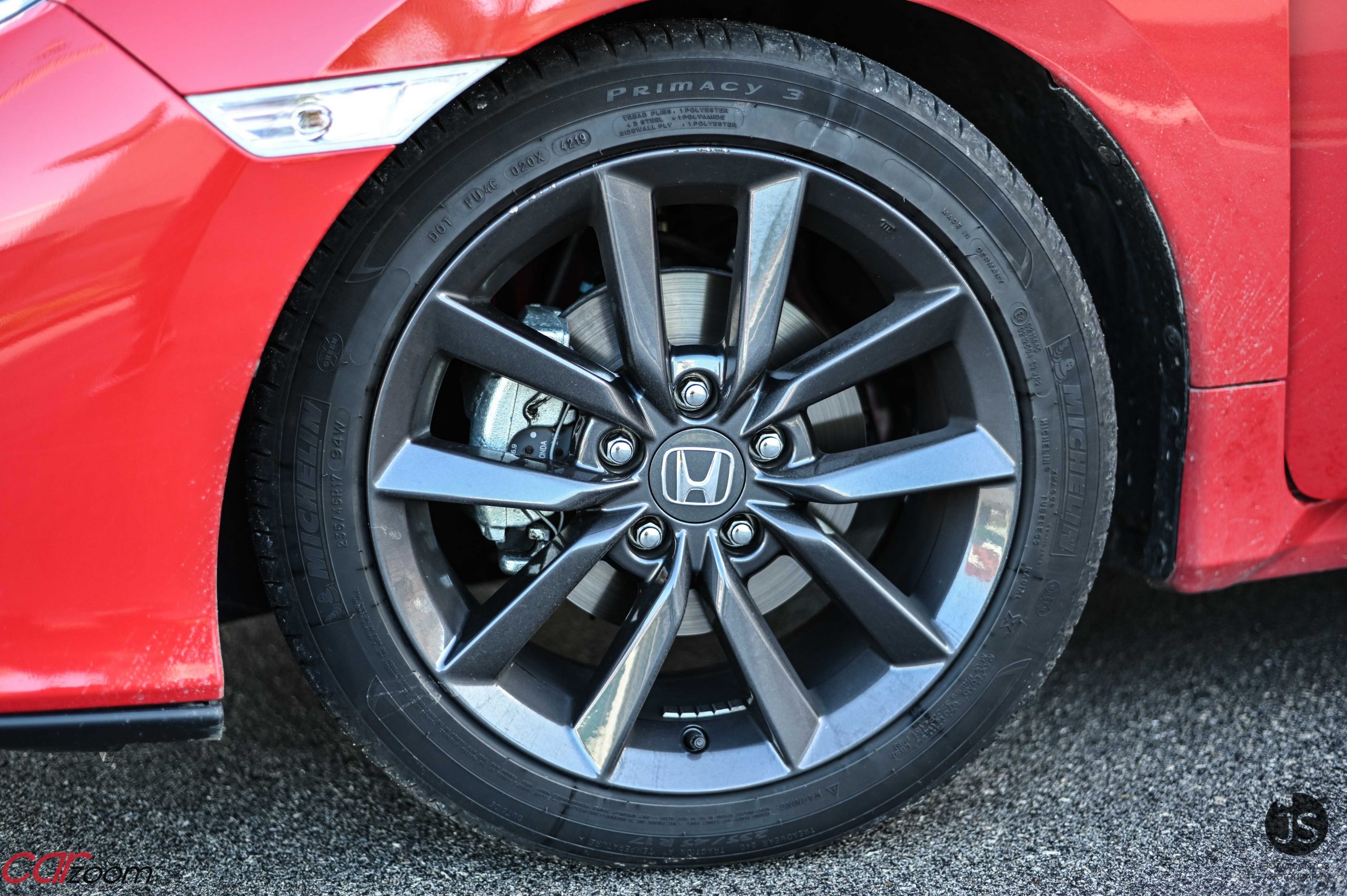 Honda Civic 1.0 VTEC Elegance: Satisfação de mãos dadas com a razão! 26