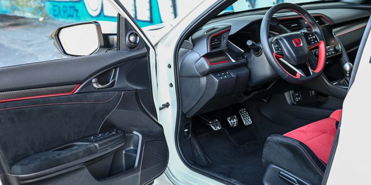 Honda Civic Type-R GT: Raio de Sol Nascente! 46