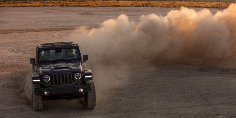 Jeep lança Wrangler Rubicon com motor HEMI V8! 40 Jeep lança Wrangler Rubicon com motor HEMI V8! 40