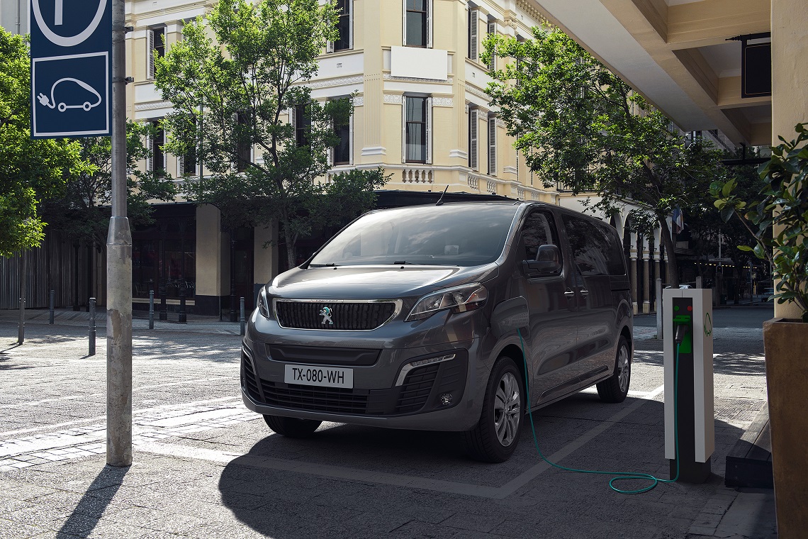 Peugeot eletrifica a mobilidade no torneio Roland-Garros 2021 22 Peugeot eletrifica a mobilidade no torneio Roland-Garros 2021 22