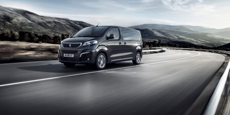 PEUGEOT e-TRAVELLER já está disponível em Portugal 15