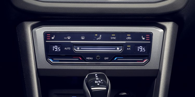 Novo Volkswagen Tiguan R promete intimidar muitos desportivos! 33