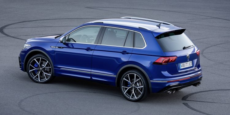 Novo Volkswagen Tiguan R promete intimidar muitos desportivos! 26
