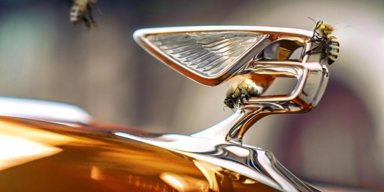 Bentley Motors define as linhas da estratégia Beyond100 13