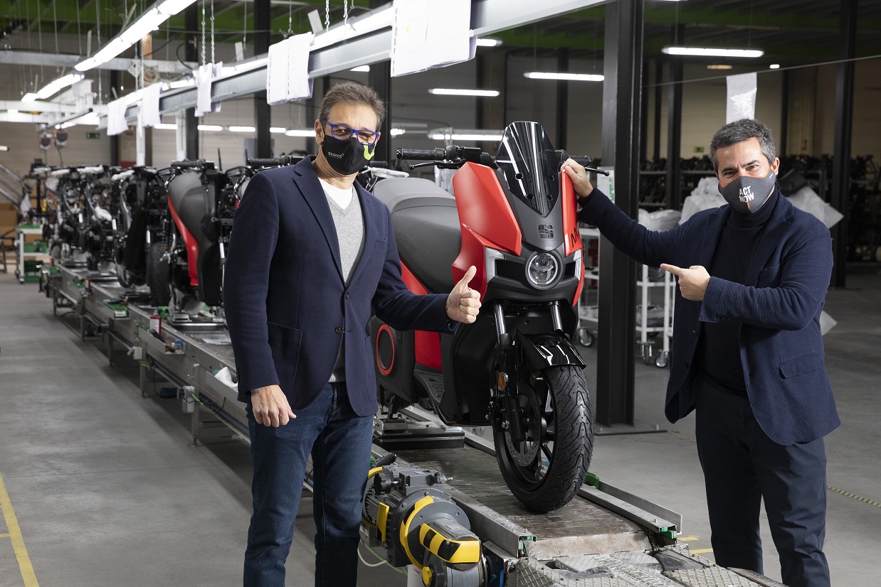 Arranca a produção da primeira moto elétrica da SEAT 14 Arranca a produção da primeira moto elétrica da SEAT 14