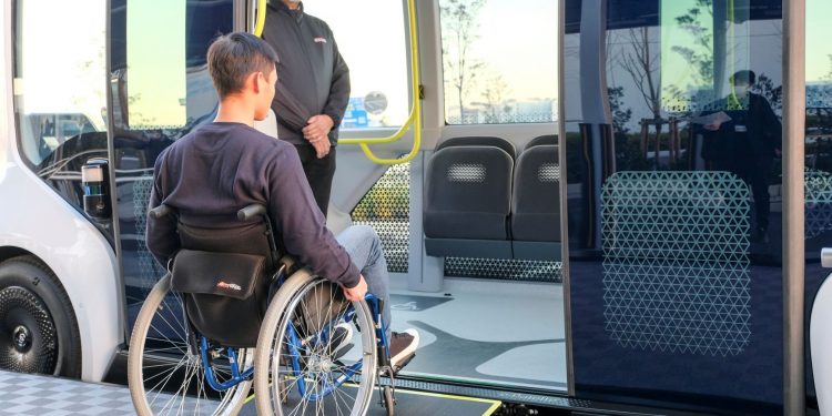 Toyota apresenta e-Palette com sistema de gestão de operações de mobilidade autónoma 16