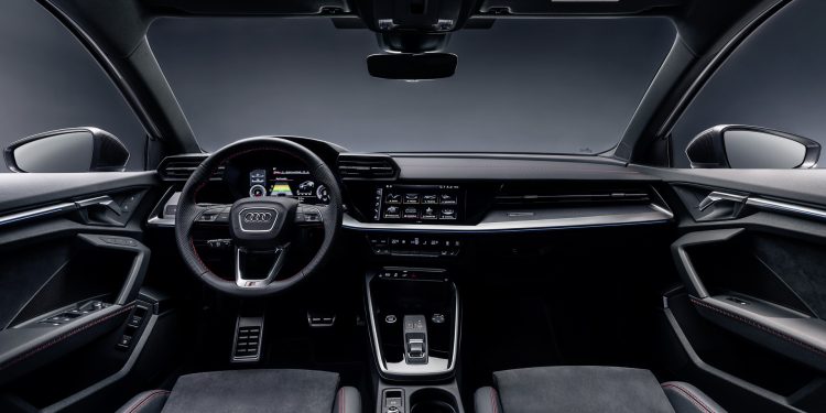 Audi A3 Sportback 45 TFSI e chega eletrificado e com 245cv! 16 Audi A3 Sportback 45 TFSI e chega eletrificado e com 245cv! 16