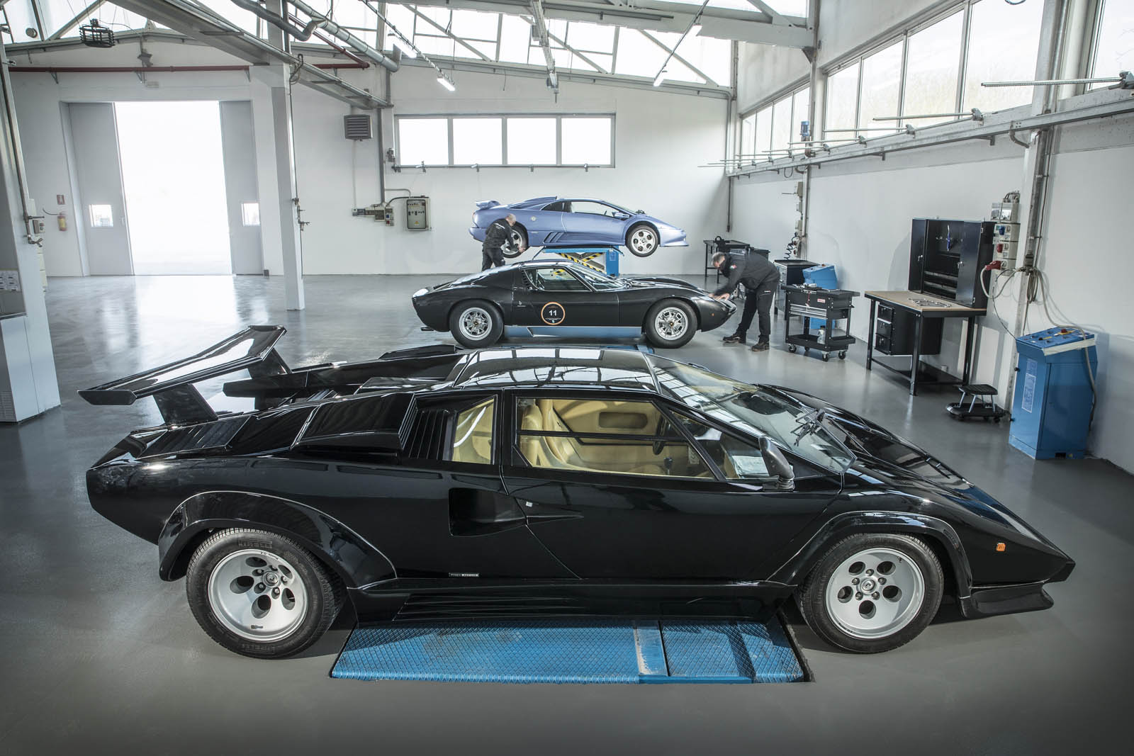 Perfeição imperfeita é o lema da divisão de restauros da Lamborghini! 14
