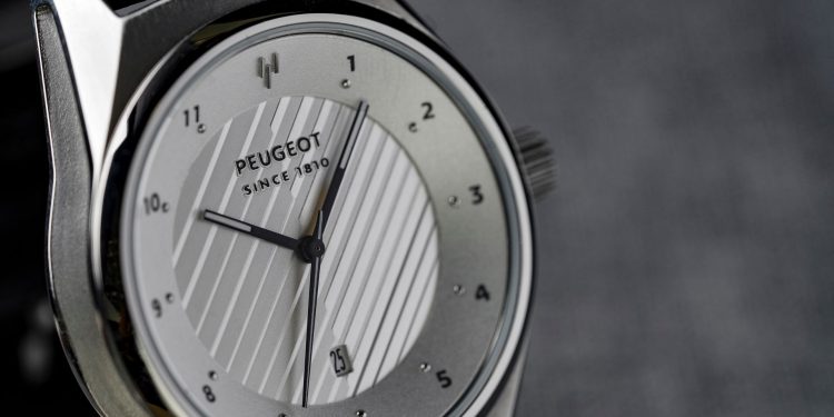 Peugeot apresenta três novos relógios e todos são bastante acessíveis 21