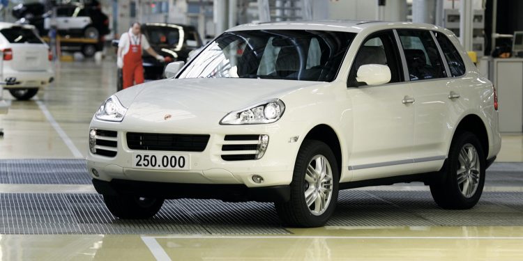 A Porsche já produziu 1 milhão de Cayennes! 22