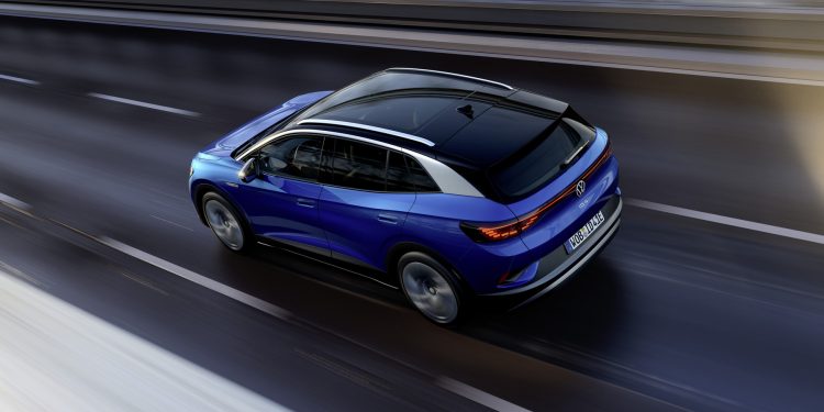 Pré-reservas do Volkswagen ID.4 já esgotaram em Portugal 13