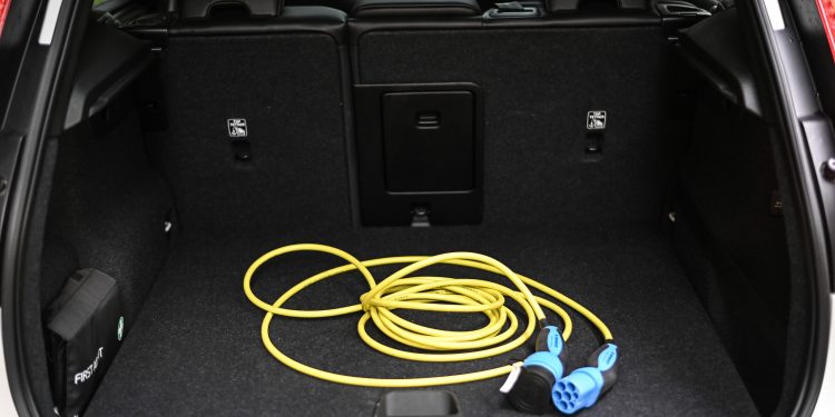 Volvo XC40 T5 Plug-In Hybrid: Ecológicos 260cv! 50