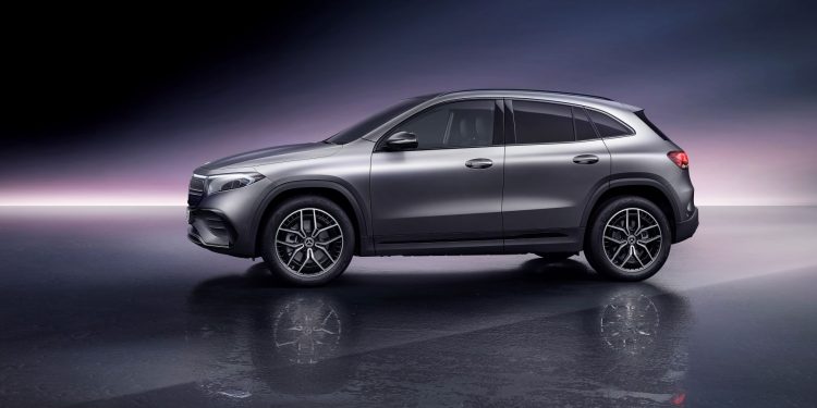 Novo Mercedes-Benz EQA 22
