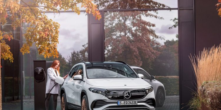 Novo Mercedes-Benz EQA 16
