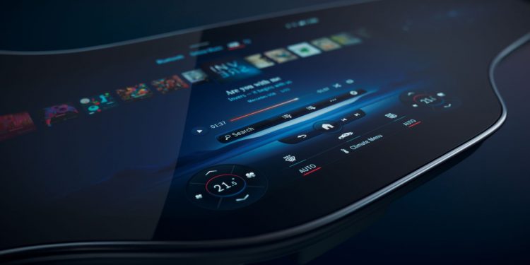 Mercedes-Benz EQS apresentará em exclusivo MBUX Hyperscreen 15 Mercedes-Benz EQS apresentará em exclusivo MBUX Hyperscreen 15
