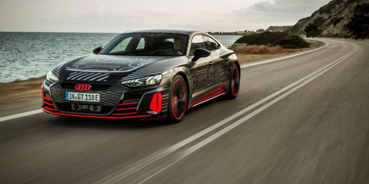 Já é possível reservar o novo Audi e-tron GT em Portugal 13