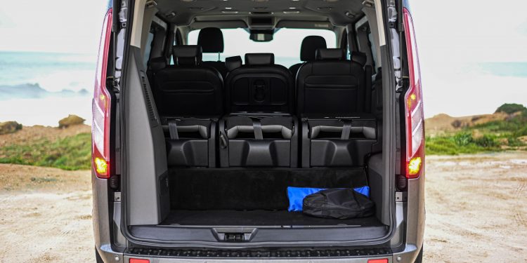 Ford Tourneo Custom PHEV: VIP e Ecológico! 57 Ford Tourneo Custom PHEV: VIP e Ecológico! 57