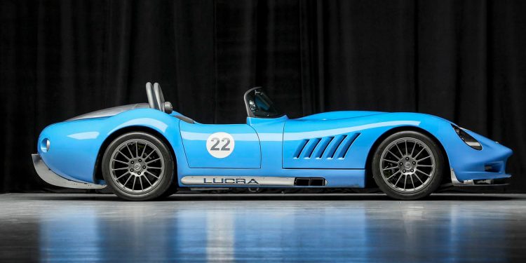 Lucra LC470 Roadster vai a leilão! 23