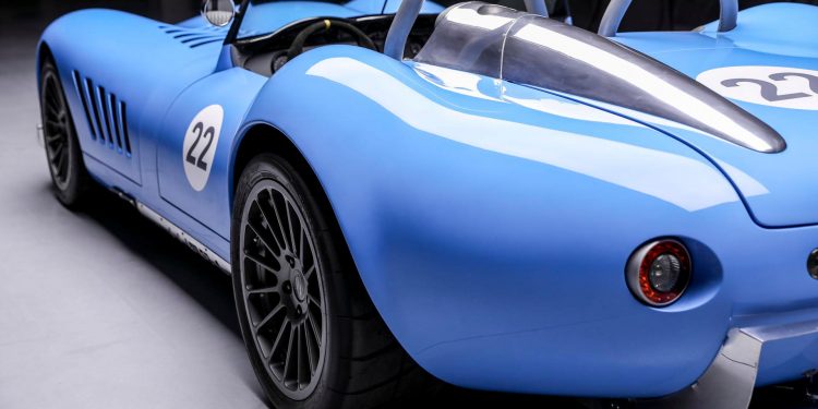Lucra LC470 Roadster vai a leilão! 27