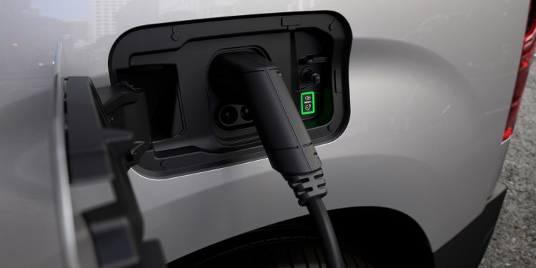 Novo PEUGEOT e-Partner 16