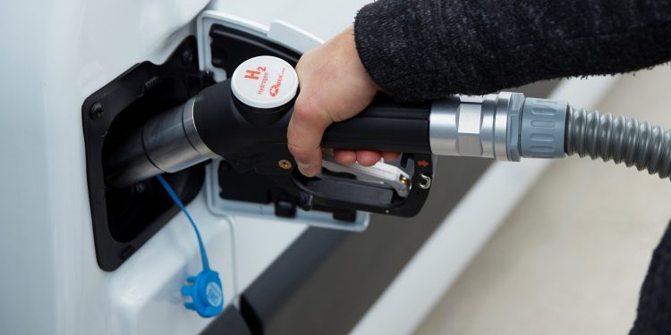 Renault e a Plug Power juntam esforços para se tornarem líderes no segmento dos comerciais ligeiros a hidrogénio 14