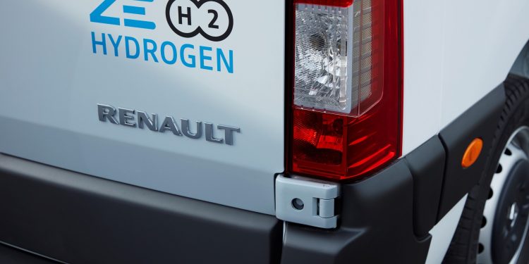 Renault e a Plug Power juntam esforços para se tornarem líderes no segmento dos comerciais ligeiros a hidrogénio 15