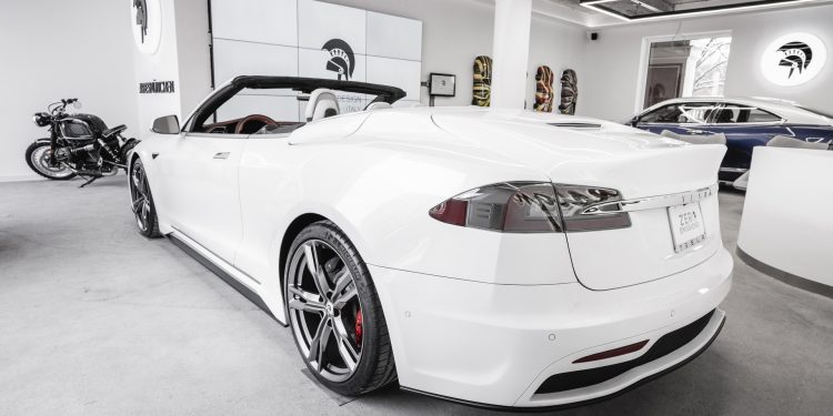 Não há um Tesla Model S Cabrio? A ARES fá-lo personalizado! 20