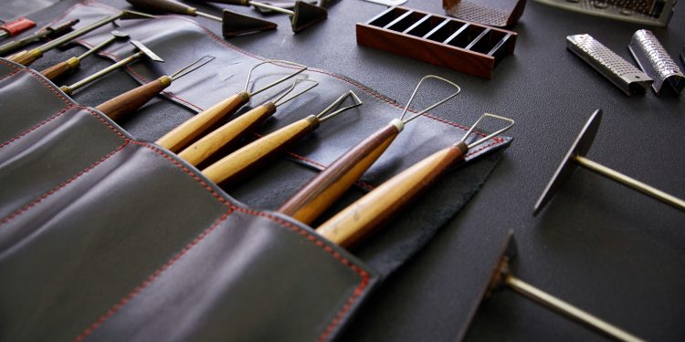 Os artesãos modeladores de argila da Mazda(video) 15