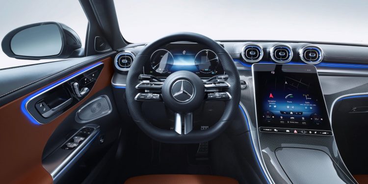 Novo Mercedes-Benz Classe C Limousine e Station 18