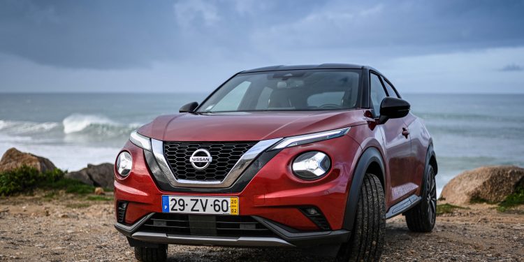 Nissan JUKE 1.0 DCT7: Distinção de olhos em bico! 34 Nissan JUKE 1.0 DCT7: Distinção de olhos em bico! 34