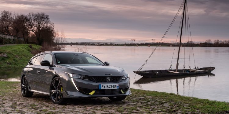 A PEUGEOT Portugal dá inicio à receção de encomendas para o 508 PEUGEOT SPORT 15
