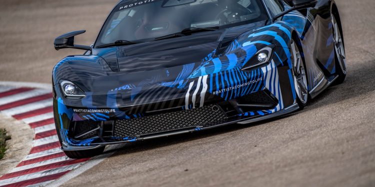 Nick Heidfeld testa o novo Pininfarina Battista! (Vídeo) 23