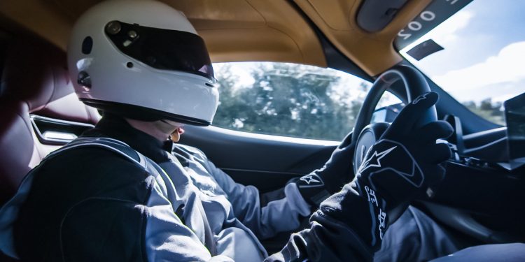 Nick Heidfeld testa o novo Pininfarina Battista! (Vídeo) 20